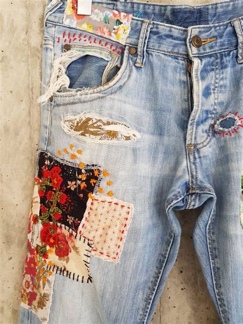 Oversized jeans in denim with patches .